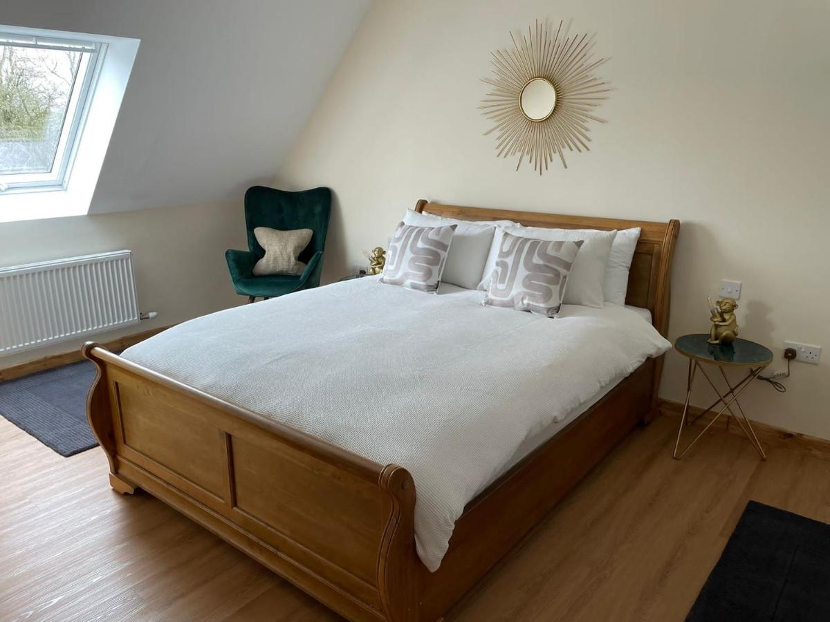 Buttercup Cottage At The Old Tractor Barn Brackley  Extérieur photo